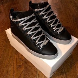 Authentic BALENCIAGA Arenas Sneakers